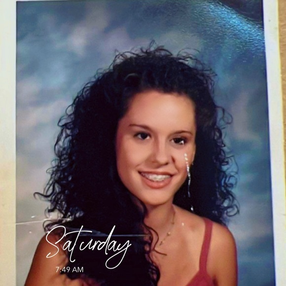 Meet your Posher, Holly - Picture 4 of 6